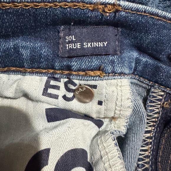 Gap True Skinny 30 Long - Picture 2 of 5